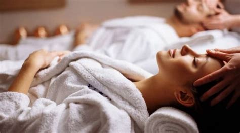 Massage sensuel complet du corps Rencontres sexuelles Glande